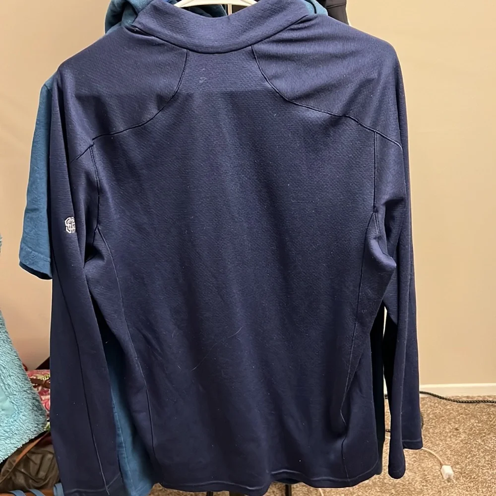 Men’s size medium Patagonia quarters zip